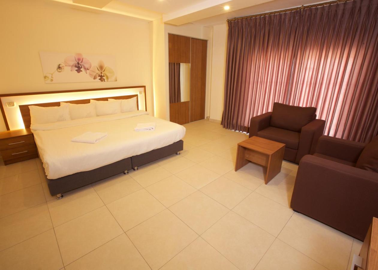 Lujain Hotel فندق النور واللجين Ammán Kültér fotó