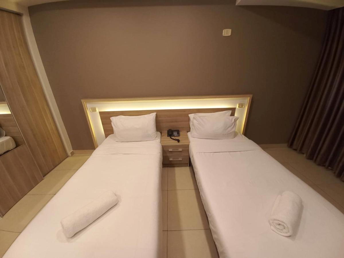 Lujain Hotel فندق النور واللجين Ammán Kültér fotó