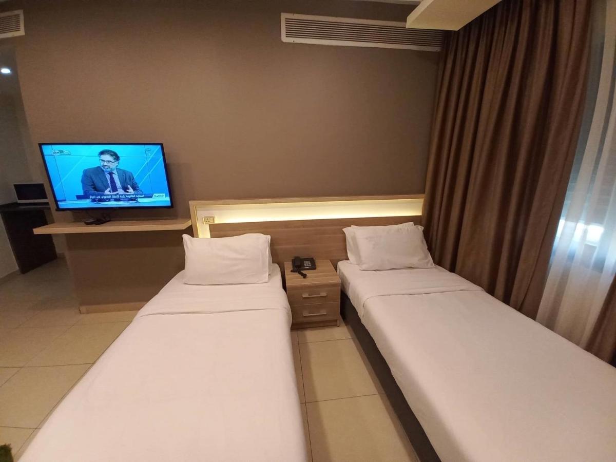 Lujain Hotel فندق النور واللجين Ammán Kültér fotó
