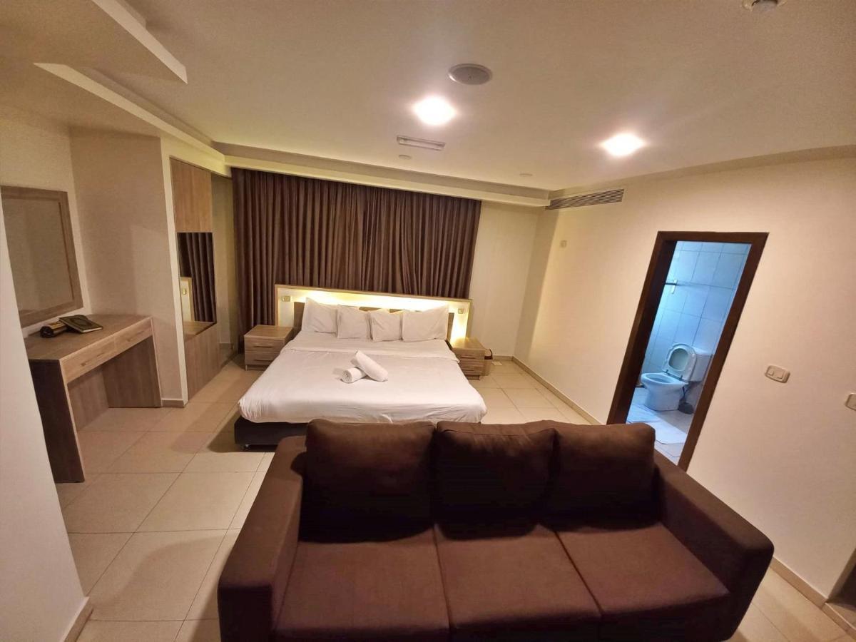 Lujain Hotel فندق النور واللجين Ammán Kültér fotó