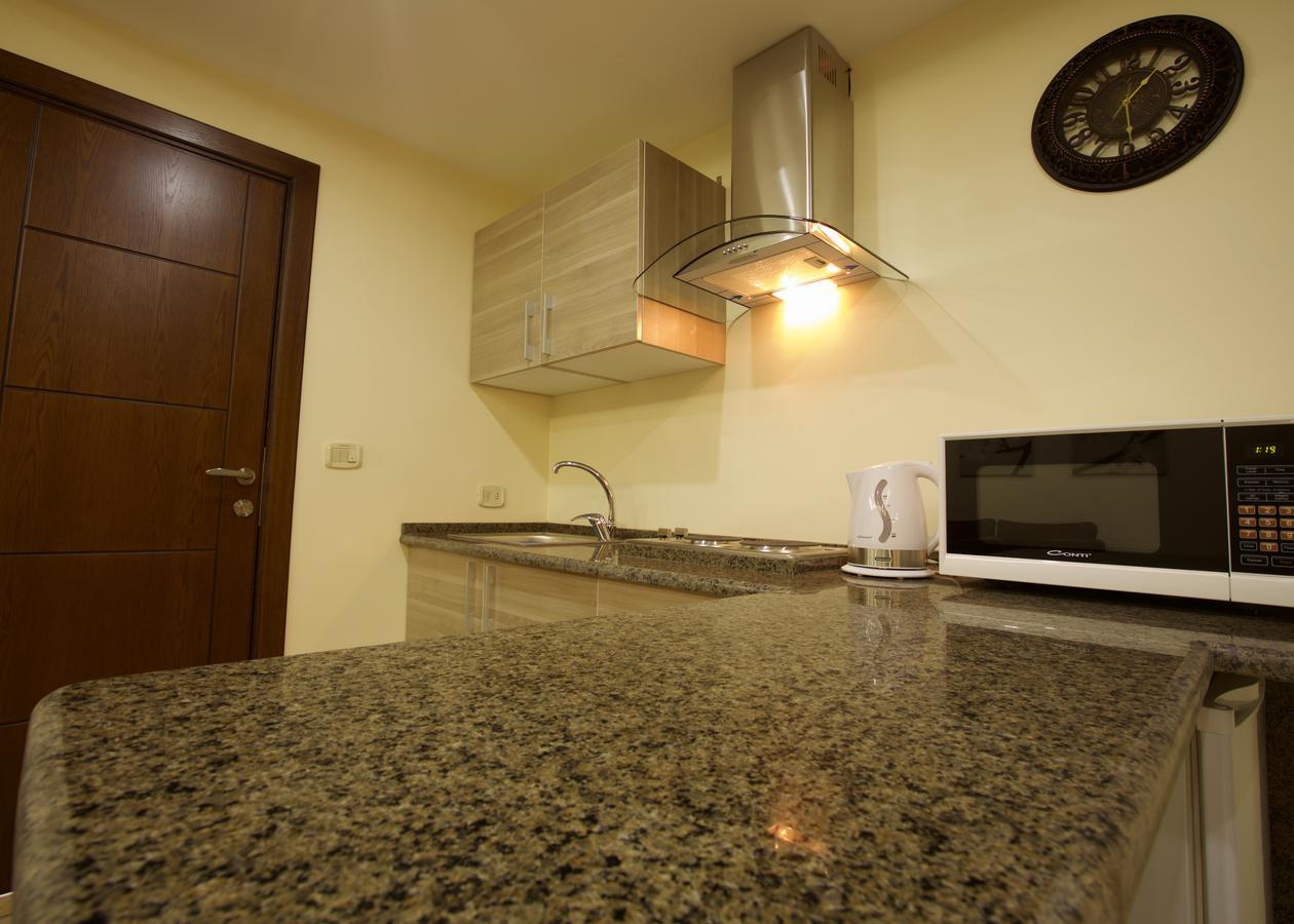 Lujain Hotel فندق النور واللجين Ammán Szoba fotó
