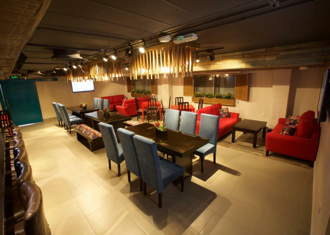 Lujain Hotel فندق النور واللجين Ammán Kültér fotó